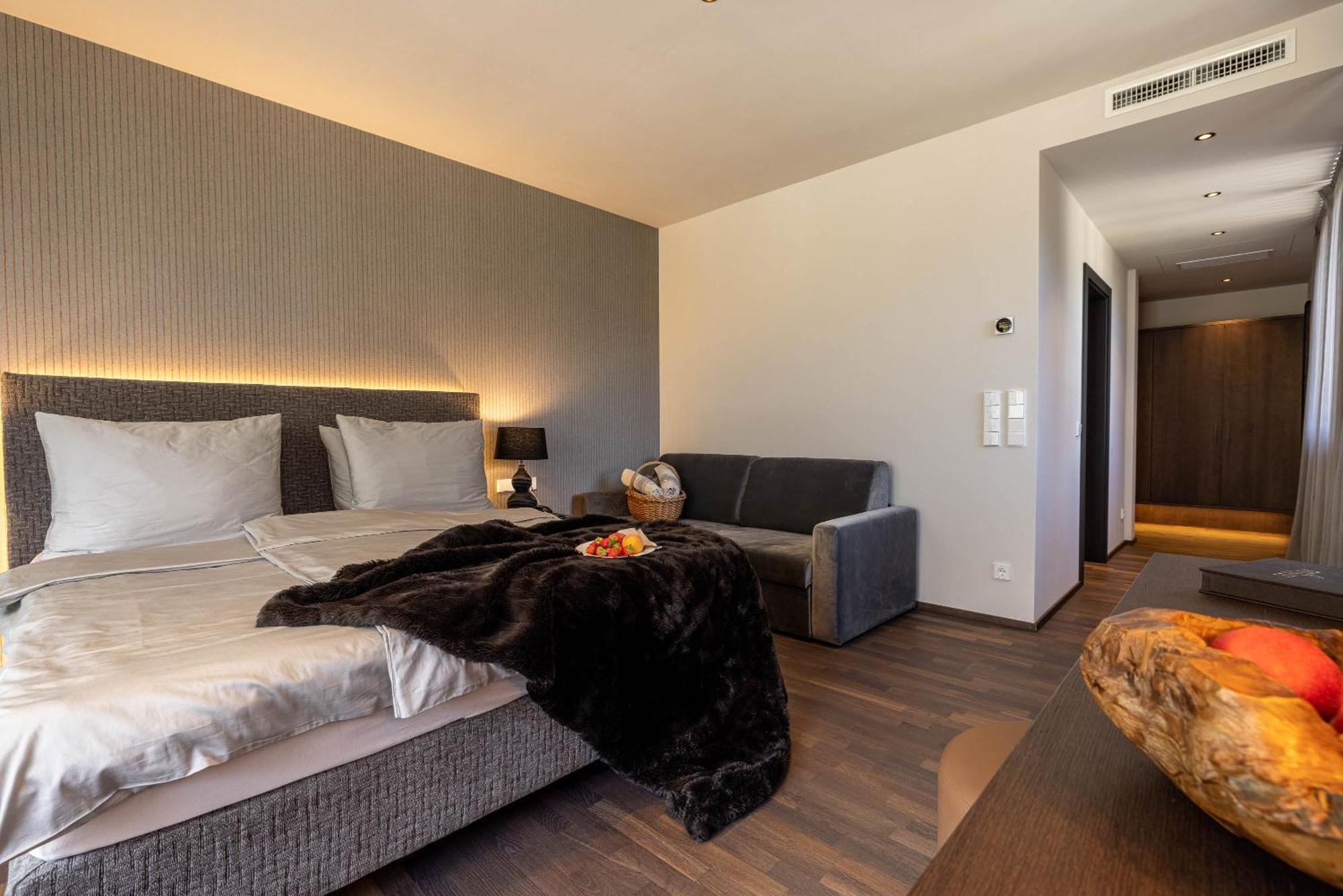 Hotel Finkenhof - Feel At Home เชนนา ภายนอก รูปภาพ